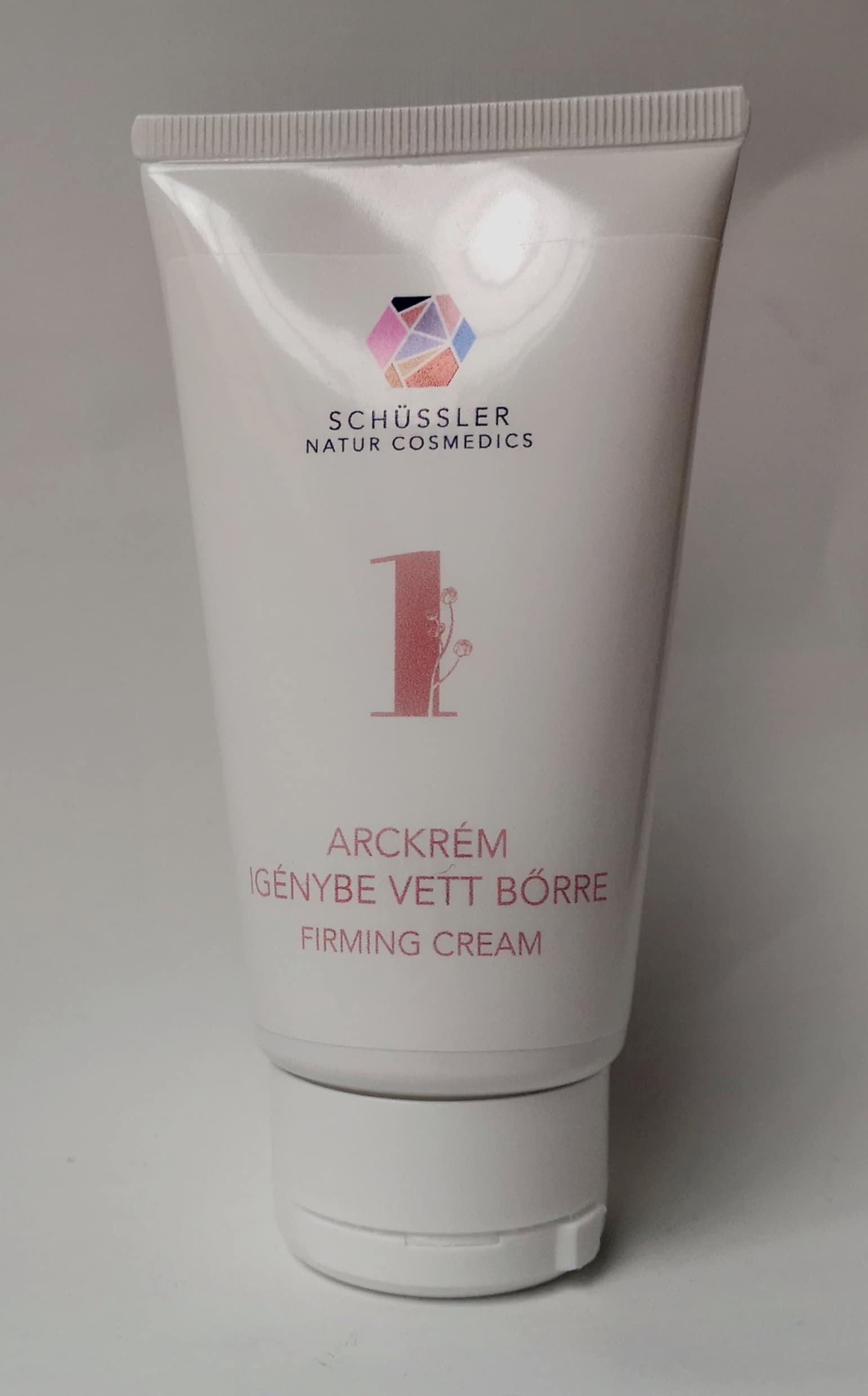 SCHÜSSLER ARCKRÉM 1 IGÉNYBEVETT.jpg